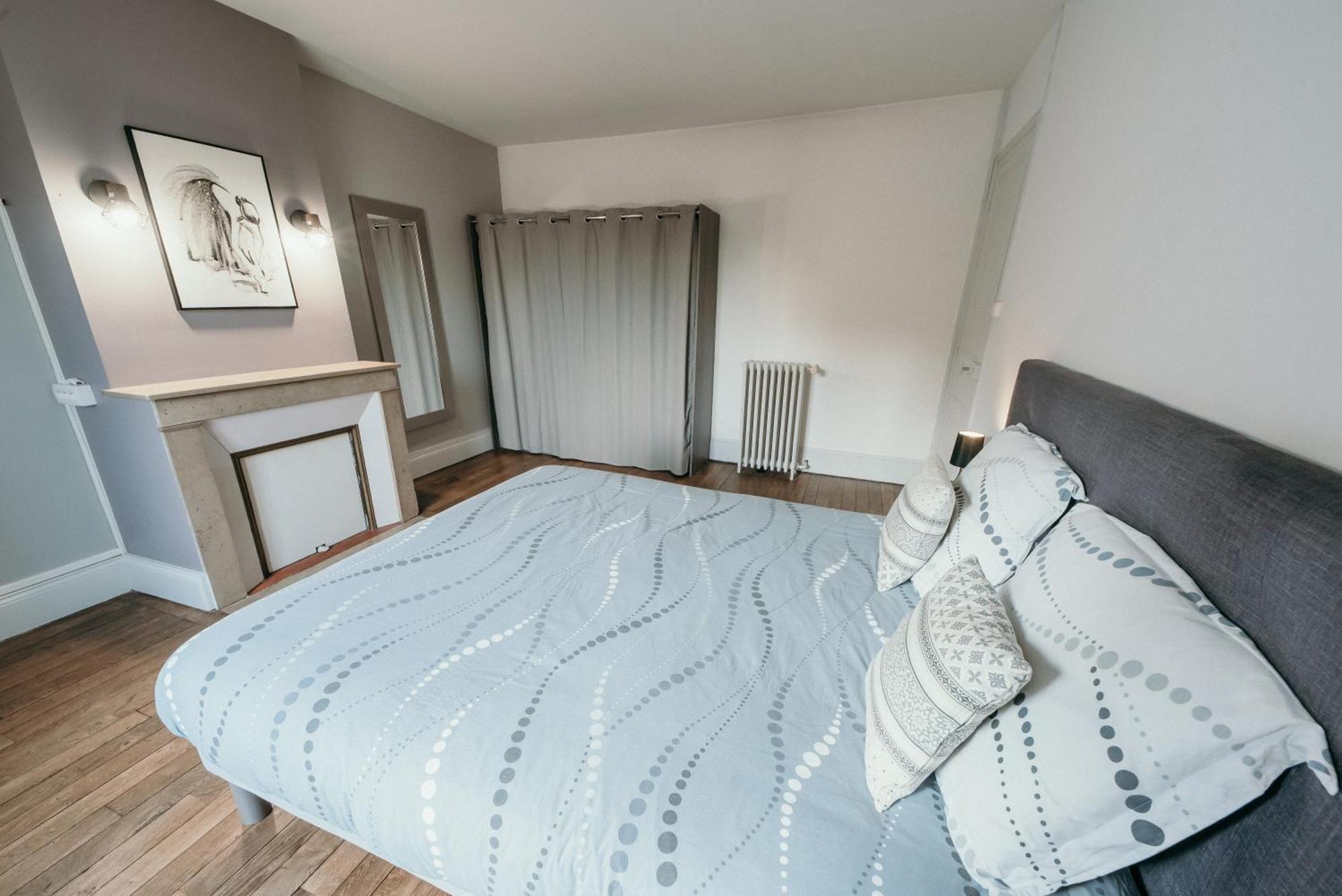 Appartement D'Alexandre Hyper Centre-Ville Charleville-Mézières エクステリア 写真