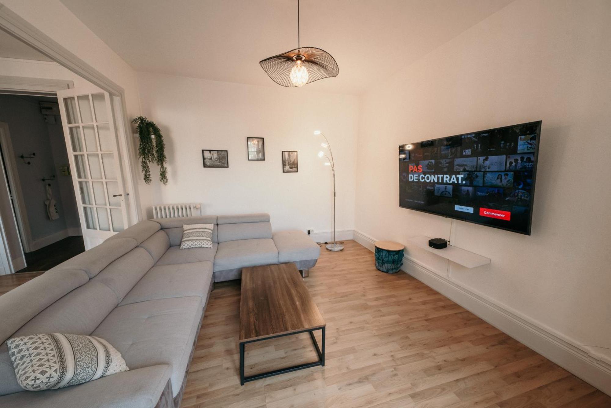 Appartement D'Alexandre Hyper Centre-Ville Charleville-Mézières エクステリア 写真